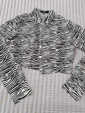 Lulu's Black and White Zebra-Print Crop Top